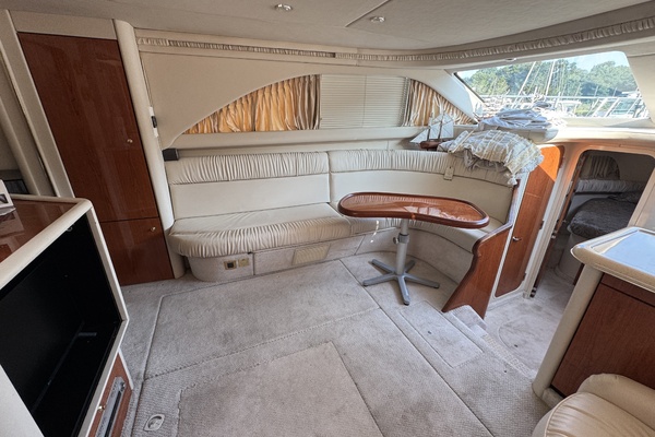 380ft Sea Ray Yacht For Sale
