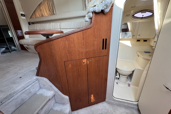 380ft Sea Ray Yacht For Sale