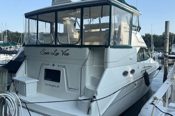 Photo of the 2000 Sea Ray 