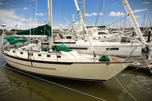 MARELLA 40ft Pacific Seacraft Yacht For Sale