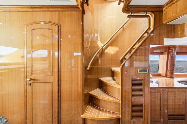 SWEET SARAH 82ft Horizon Yacht For Sale