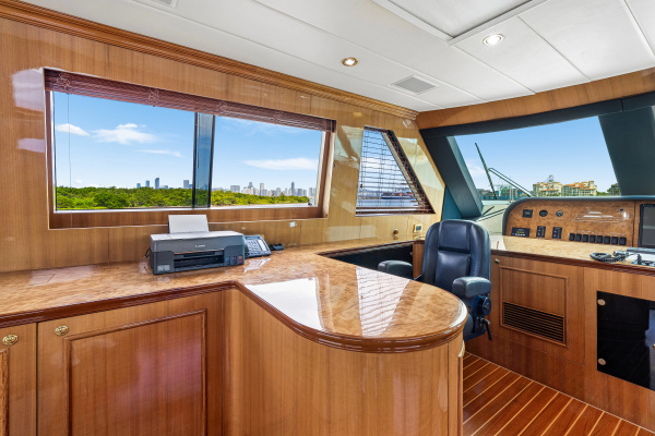 SWEET SARAH 82ft Horizon Yacht For Sale