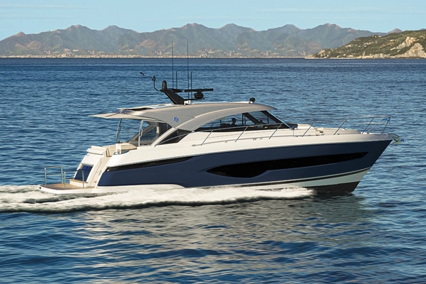 50-ft-Riviera-2027-5000 Sports Yacht Platinum Edition- Fort Lauderdale Florida United States  yacht for sale