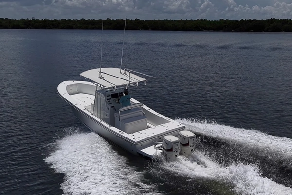 27ft Ocean Master Yacht For Sale