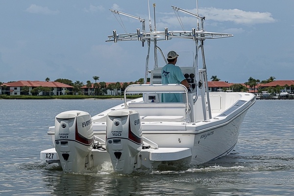 27ft Ocean Master Yacht For Sale