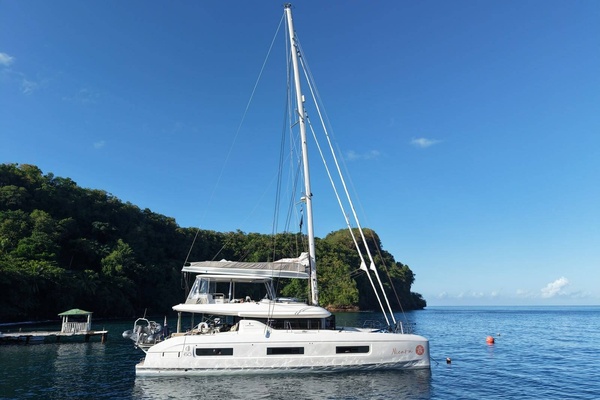 NICARA 60ft Lagoon Yacht For Sale