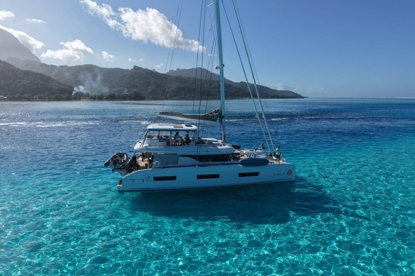 NICARA 60ft Lagoon Yacht For Sale