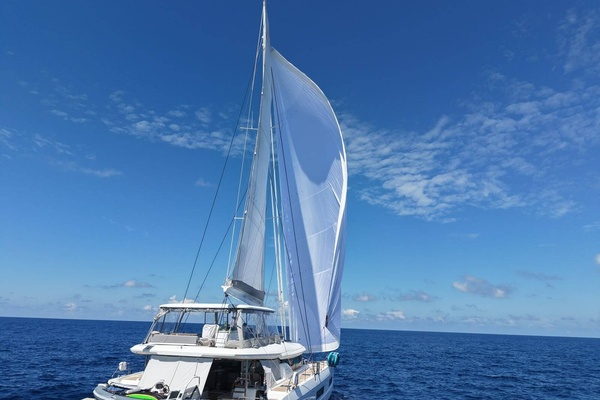 NICARA 60ft Lagoon Yacht For Sale