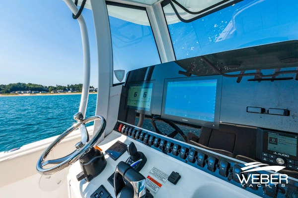 2022 Sea Hunt 37