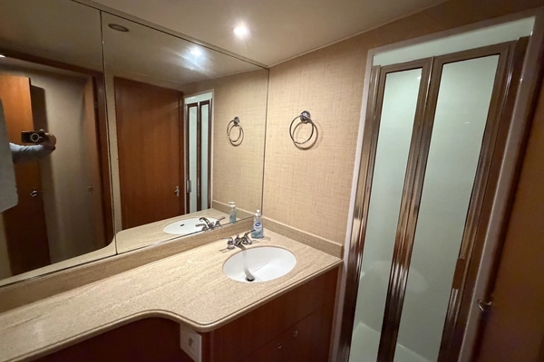 Custom Carolina Hudson Yacht For Sale