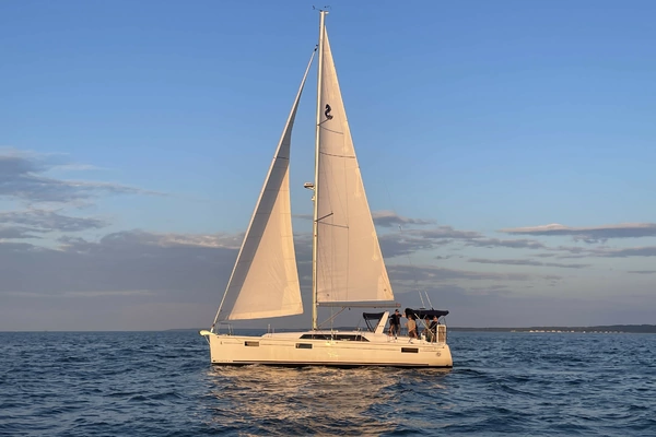 41-ft-Beneteau-2021-Oceanis 41.1-Delirium Rye New York United States  yacht for sale