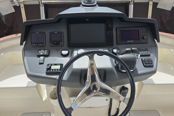 Aquila 48 Yacht For Sale
