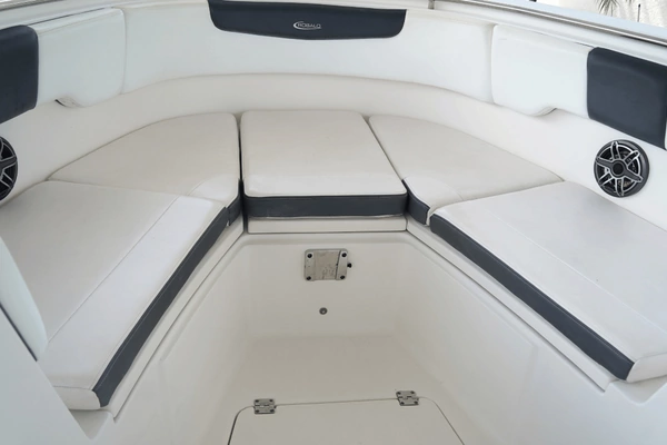 2020 Robalo 30