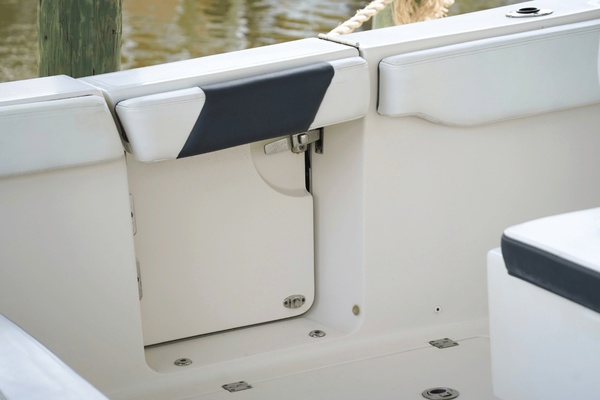 30ft Robalo Yacht For Sale