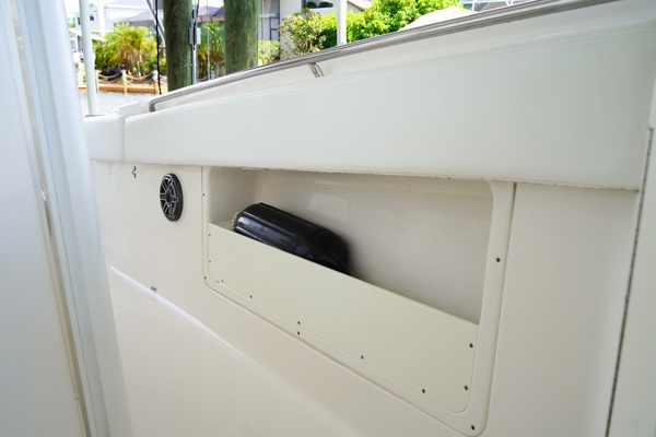 30ft Robalo Yacht For Sale
