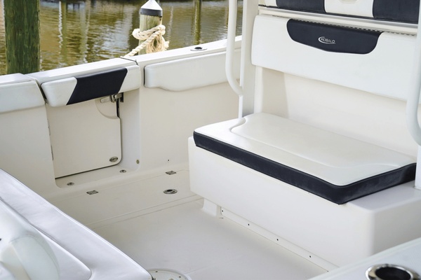 30ft Robalo Yacht For Sale