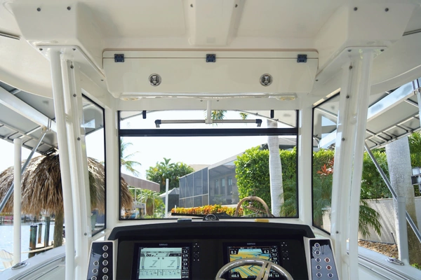 2020 Robalo 30