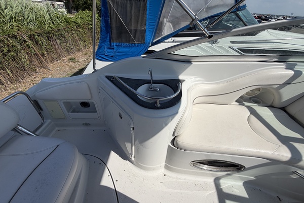 25ft Crownline Yacht For Sale