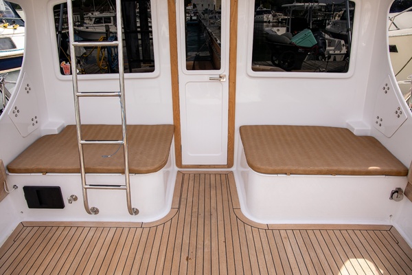 Blue Eyed Girl 40ft Whiticar Yacht For Sale