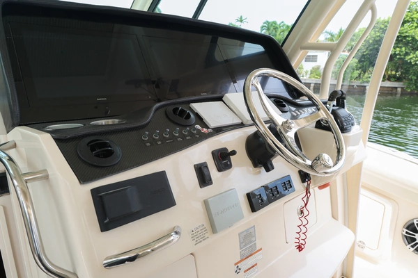 Grady-White 456 Yacht For Sale