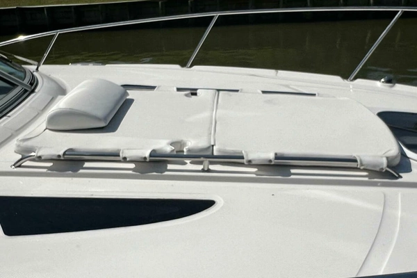 Photo of the 2007 Sea Ray 310 Sundancer