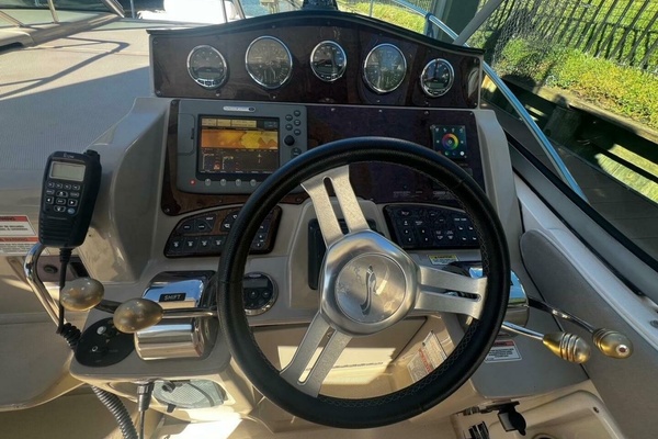 31ft Sea Ray Yacht For Sale