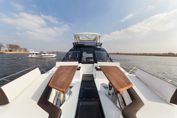 64ft Galeon Yacht For Sale