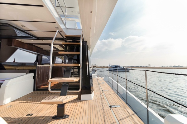 64ft Galeon Yacht For Sale