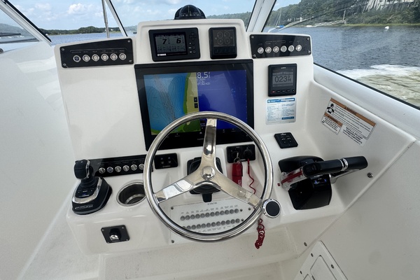 28ft Edgewater Yacht For Sale