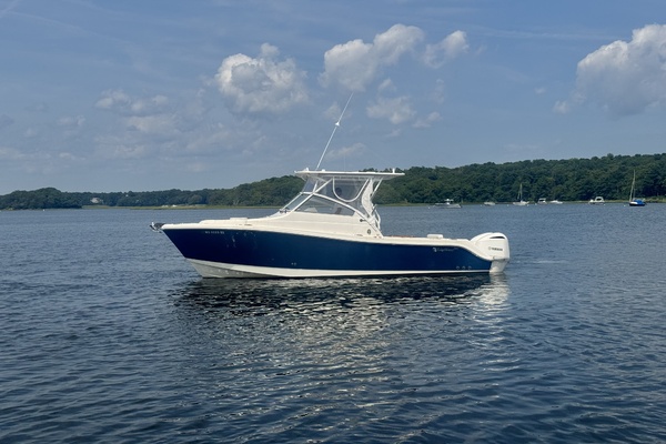 28ft Edgewater Yacht For Sale