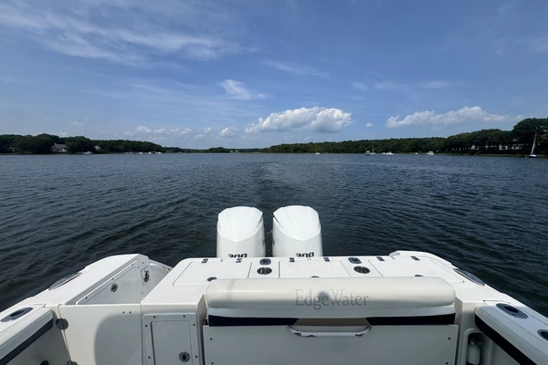 2018 Edgewater 28