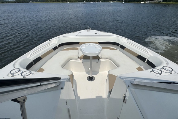 2018 Edgewater 28