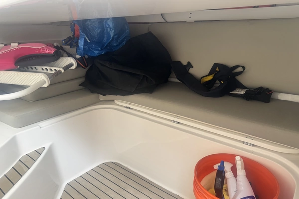 2018 Edgewater 28