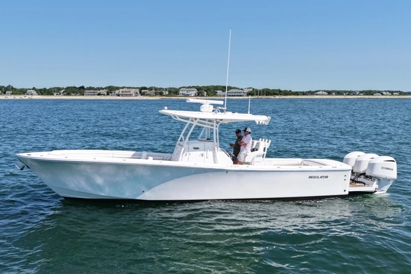 2016 Regulator 34