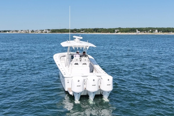 2016 Regulator 34