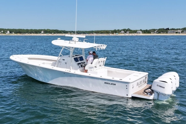 2016 Regulator 34