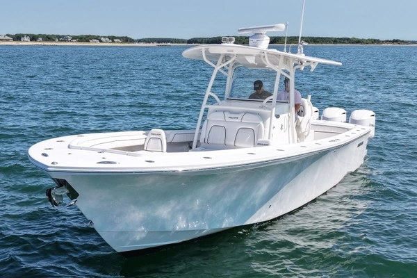 2016 Regulator 34
