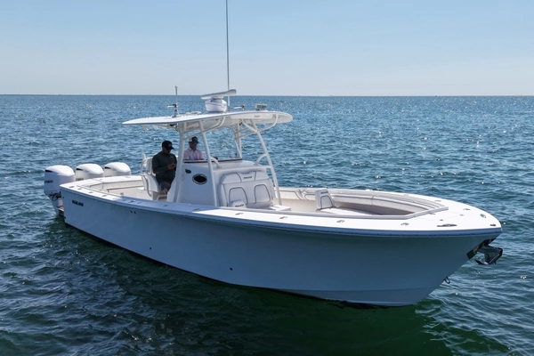 2016 Regulator 34