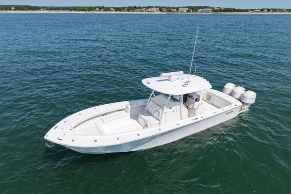 2016 Regulator 34