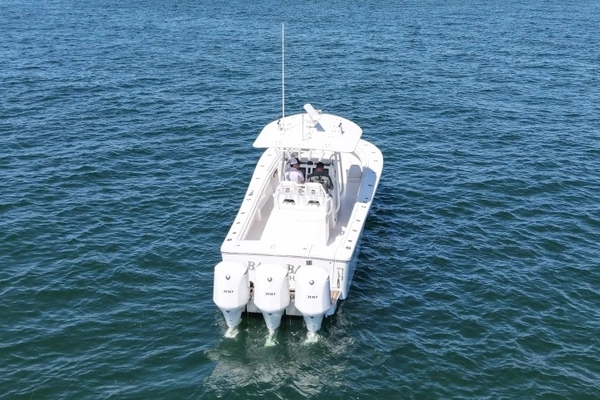 2016 Regulator 34