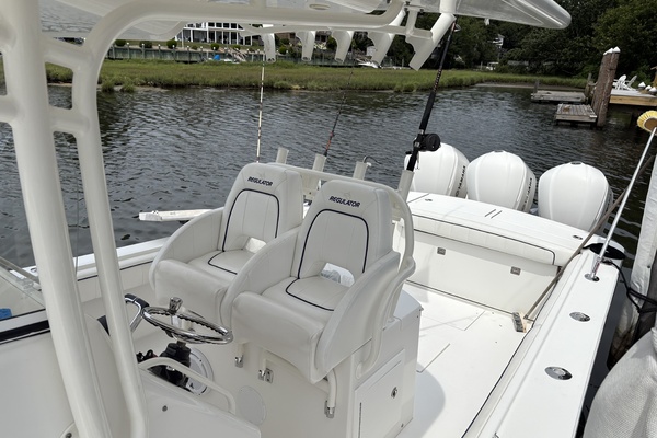 Babu Baby 34ft Regulator Yacht For Sale