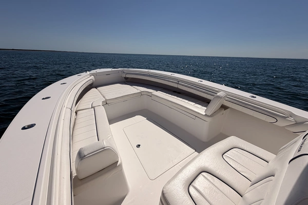 2016 Regulator 34