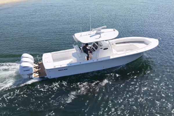 2016 Regulator 34