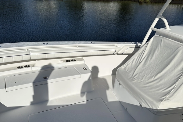 2016 Regulator 34