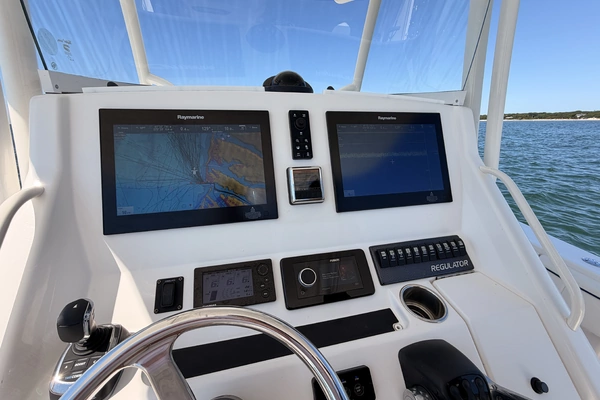 2016 Regulator 34