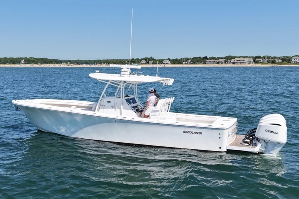 2016 Regulator 34