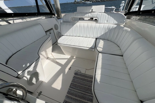 2007 Intrepid 37