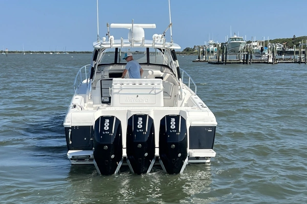 2007 Intrepid 37