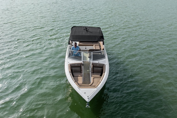 27ft Cobalt Yacht For Sale