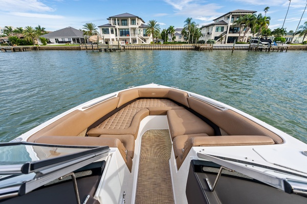 27ft Cobalt Yacht For Sale